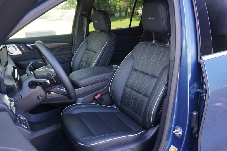 2025 Buick Enclave Avenir