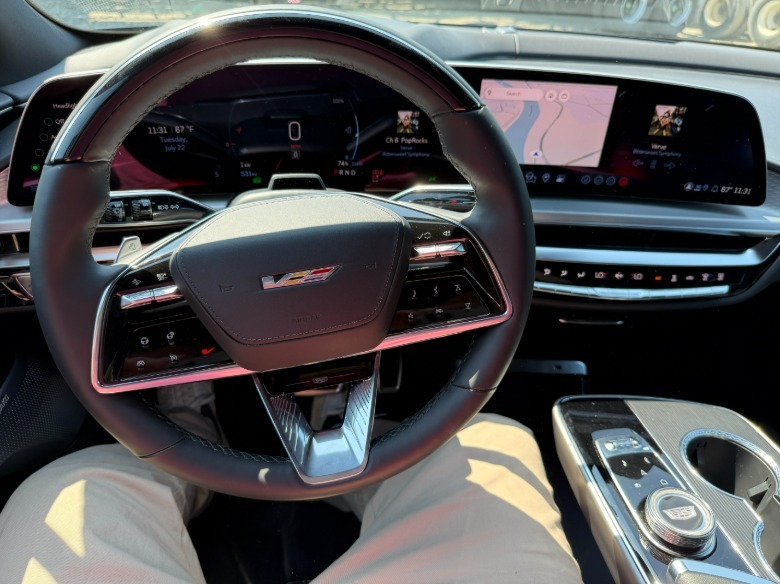2026 Cadillac Lyriq-V