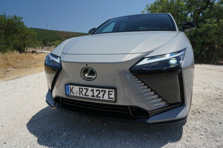 2026 Lexus RZ 550e F Sport
