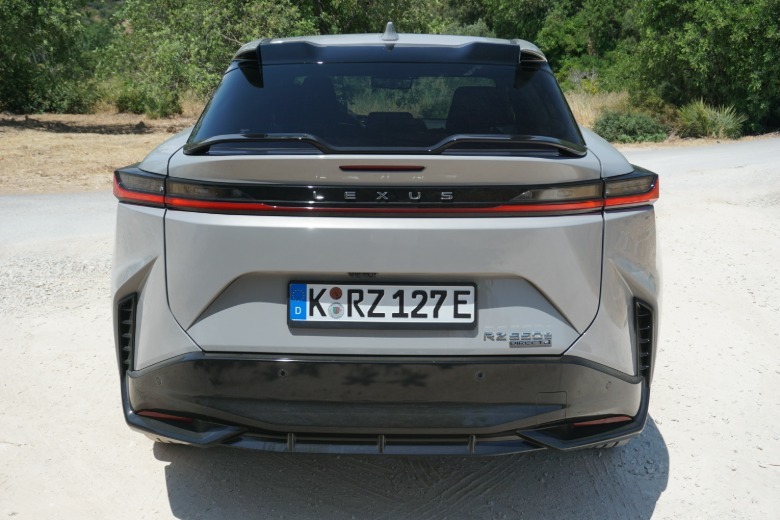 2026 Lexus RZ 550e F Sport